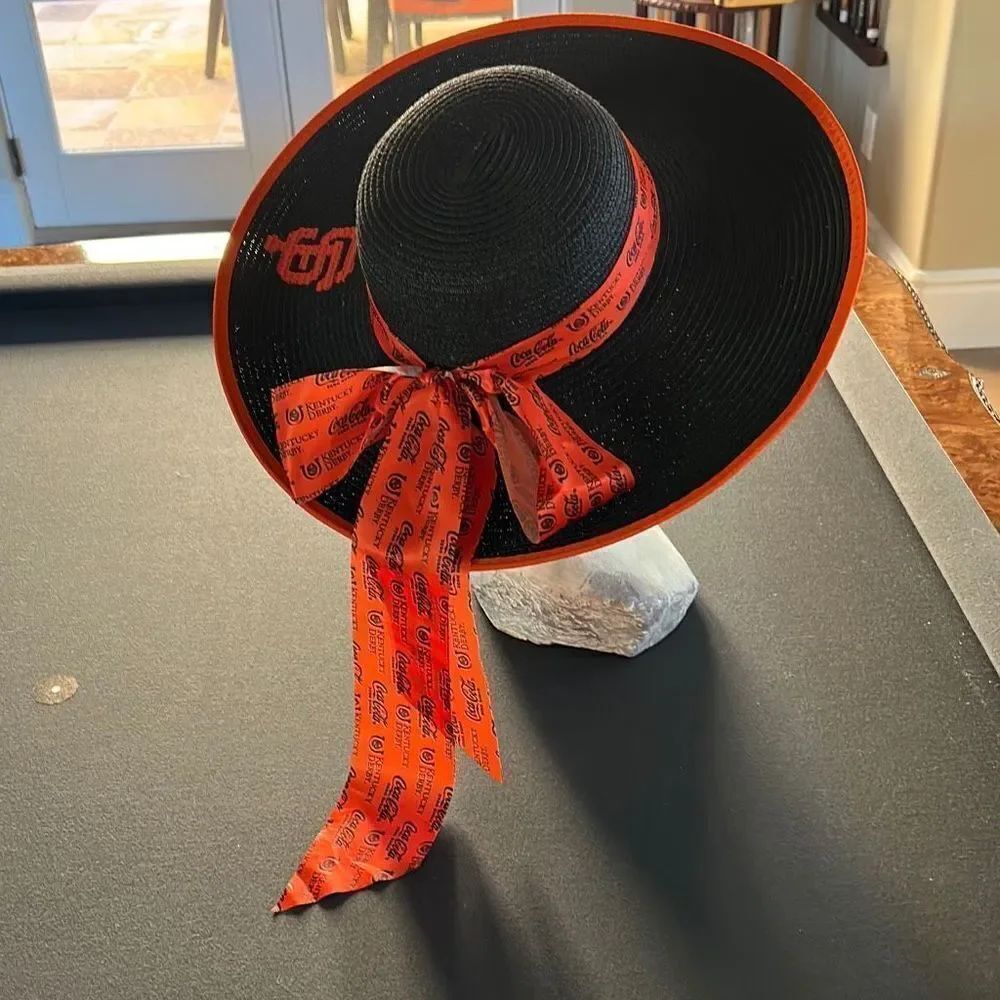 Black Straw Straw Hat